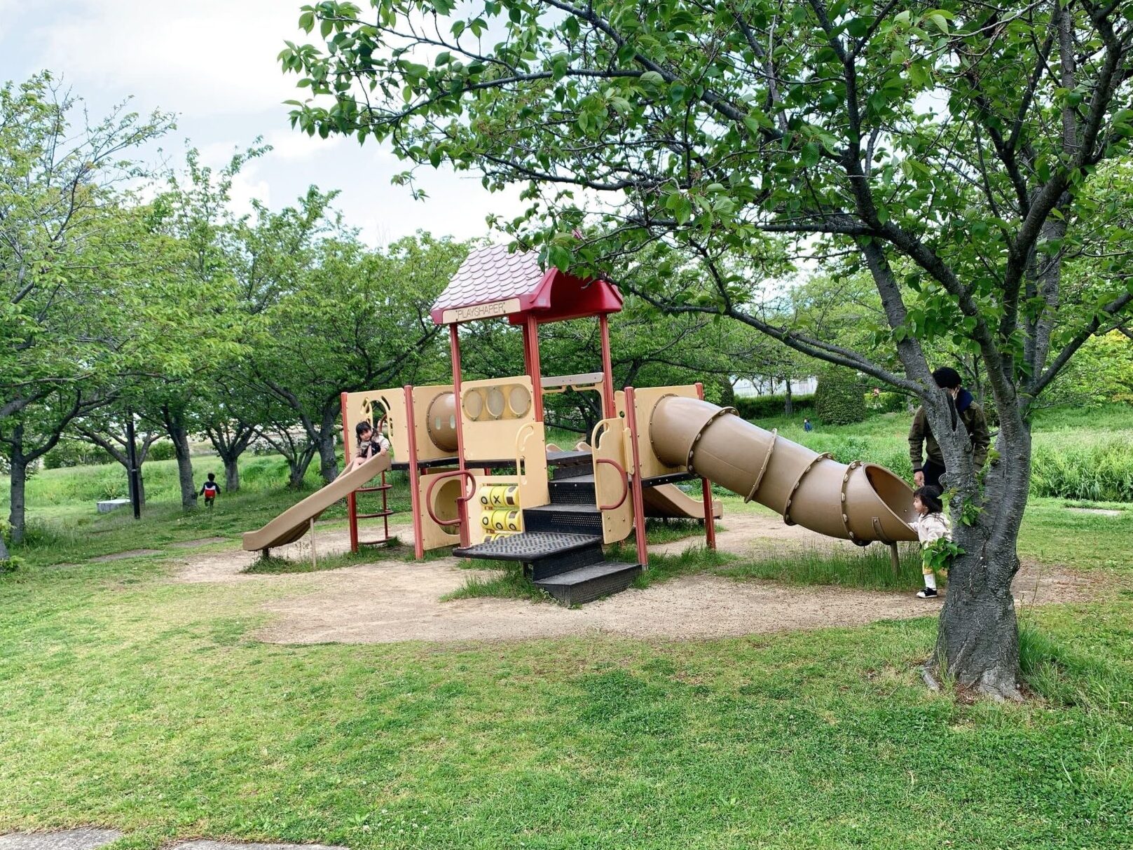福徳泉公園　遊具１